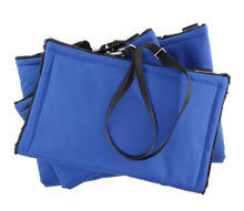 Laden Sie das Bild in den Galerie-Viewer, Fold IT Blanket Softshell - Hundedecke in 3 Größen und div. Farben