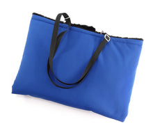 Laden Sie das Bild in den Galerie-Viewer, Fold IT Blanket Softshell - Hundedecke in 3 Größen und div. Farben