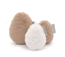 Laden Sie das Bild in den Galerie-Viewer, Plüsch Eier mit Quietscher