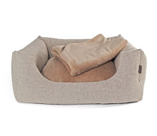 Laden Sie das Bild in den Galerie-Viewer, Super Soft Dog Lounge - Auen Edition