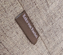 Laden Sie das Bild in den Galerie-Viewer, Super Soft Dog Lounge - Auen Edition