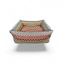 Laden Sie das Bild in den Galerie-Viewer, Super Soft Dog Lounge - Zick Zack Kollektion