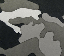 Laden Sie das Bild in den Galerie-Viewer, Mantel für Hunde mit Plüsch gefüttert - KvK Edition in div. Farben