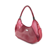 Laden Sie das Bild in den Galerie-Viewer, Weave Carrier - Hundetasche