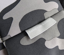 Laden Sie das Bild in den Galerie-Viewer, Crossbag - Softshell Edition in div. Farben - Hundetasche