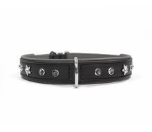 Laden Sie das Bild in den Galerie-Viewer, Handcrafted – Klassik Curved Collar – Bling Star Deluxe
