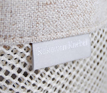 Laden Sie das Bild in den Galerie-Viewer, Nabucco Hundetasche - Flugtasche - neue Edition