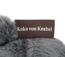 Load image into Gallery viewer, Cuddly bunny with heart