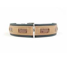 Laden Sie das Bild in den Galerie-Viewer, KvK Handcrafted - Klassik Curved Collar - Tricolour Beige & Braun