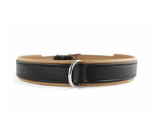 Laden Sie das Bild in den Galerie-Viewer, KvK Handcrafted - Halsband Klassik Curved Black Edition