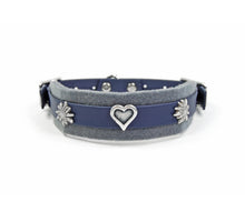 Laden Sie das Bild in den Galerie-Viewer, Handcrafted - Trachten Schmuck Halsband