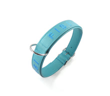 Laden Sie das Bild in den Galerie-Viewer, Handcrafted - Halsband Klassik Curved mit individueller Stickerei