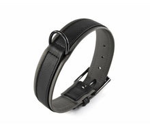 Load image into Gallery viewer, KvK Handcrafted - Collar Classic Curved Black Label