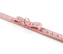 Laden Sie das Bild in den Galerie-Viewer, Handcrafted - Halsband Loop Bling Exklusive