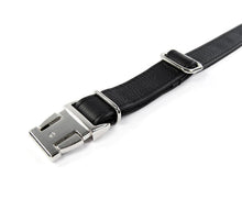 Load image into Gallery viewer, Clic Leather Collar - Crown
