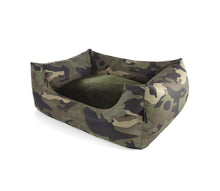 Laden Sie das Bild in den Galerie-Viewer, Super Soft Dog Lounge im stylischen Camo Design
