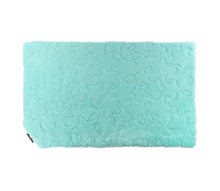 Laden Sie das Bild in den Galerie-Viewer, BlaMa - Limited Blanket Mat - 2 Ply Tiffany
