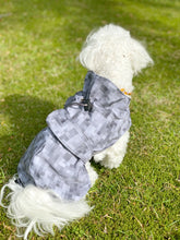 Load image into Gallery viewer, Raincoat for dogs - KvK Edition Camo
